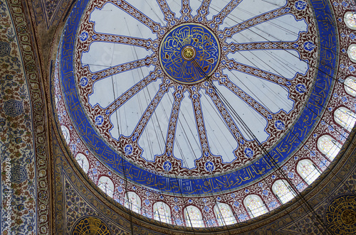 Photo: Decorations of the Blue Mosque dome ceiling, Istanbul Decorations of the Blue Mosque dome ceiling, Istanbul