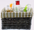 Foto: panier de cosmétiques, produits de beauté, maquillage panier de cosmétiques, produits de beauté, maquillage