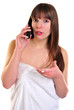 Foto: eine junge mit einem mobilen Telefon eine junge mit einem mobilen Telefon