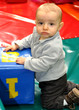 bébé cubes apprentissage formes et couleurs