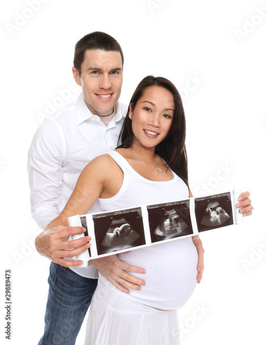 Photo: Couple Expecting Child with X-Ray Couple Expecting Child with X-Ray