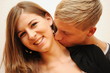 thomas_annika_kuss_hals
