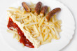 Bratwurst mit Pommes