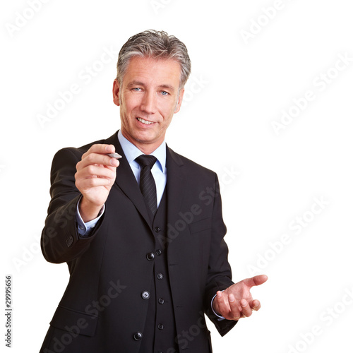 Photo: Berater argumentiert bei Referat Berater argumentiert bei Referat