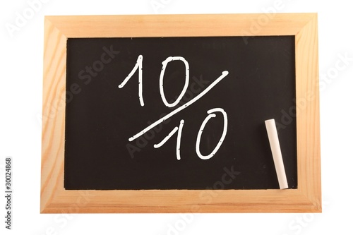 Illustration: 10 sur 10 sur ardoise 10 sur 10 sur ardoise