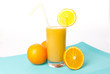 Foto: Orangensaft im Glas Orangensaft im Glas