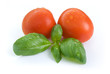 basil tomatoes