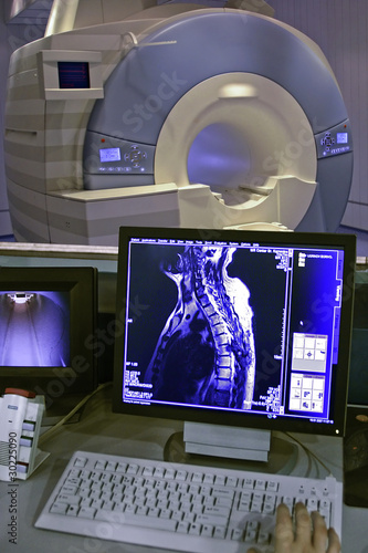 Photo: Magnetic resonance imaging Magnetic resonance imaging