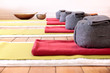 Yogamatten und Yogakissen