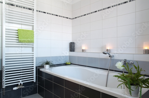 Photo: Modernes Badezimmer Modernes Badezimmer