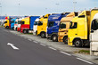 LKW auf Parkplatz