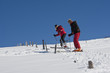 Paar beim Skifahren