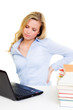 blonde frau mit rückenschmerzen vor dem pc blonde frau mit rückenschmerzen vor dem pc