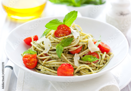 Photo: spaghetti with pesto and tomato spaghetti with pesto and tomato