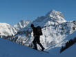 Wanderer mit Schneeschuhen vor Widderstein