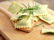 Ravioli mit Spinatfüllung
