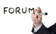 mot forum écrit au marker noir