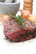 Rindbraten mit Zutaten Rindbraten mit Zutaten
