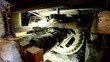 dans le moulin, engrenage