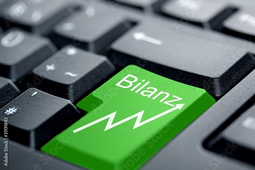 Foto: Bilanz Statistik grüne Taste Bilanz Statistik grüne Taste