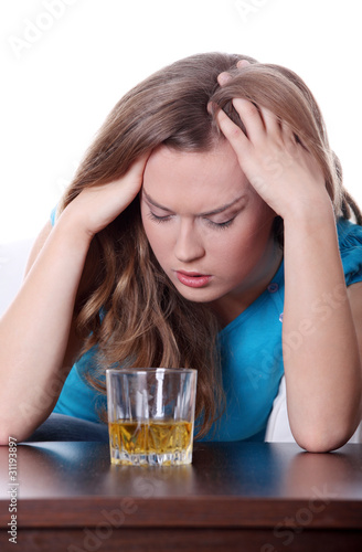 Foto: Young corpulent woman in depression Young corpulent woman in depression