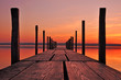 Foto: Steg am Ammersee während Sonnenuntergang Steg am Ammersee während Sonnenuntergang