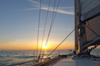 Photo: coucher de soleil en voilier coucher de soleil en voilier