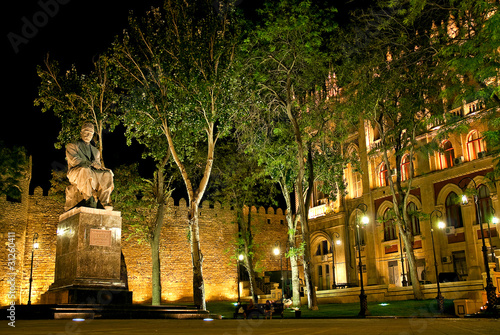 Photo: statue in park, central baku azerbaijan statue in park, central baku azerbaijan