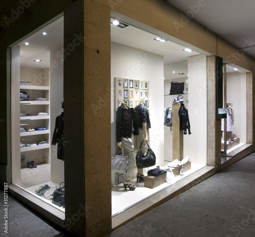 Photo: Boutique display window Boutique display window