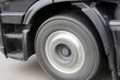 lkw reifen nahaufnahme während der fahrt