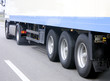 lkw nahaufnahme auf der autobahn
