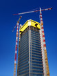 palazzo in costruzione-verticale