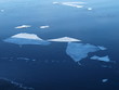 Eisschollen am Meer