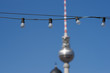 Foto: Glühlampen vor dem Berliner Fernsehturm v2 Glühlampen vor dem Berliner Fernsehturm v2