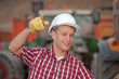 Jeune architecte travaillant en exterieur sur un chantier Jeune architecte travaillant en exterieur sur un chantier