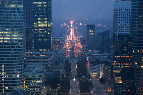 Photo: view of La Defense business quarter, Grand Armagh avenue view of La Defense business quarter, Grand Armagh avenue