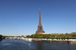 tour eiffel sur la seine
