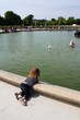 Fillette au Jardin du Luxembourg Fillette au Jardin du Luxembourg