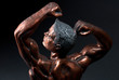 statuette body-builder