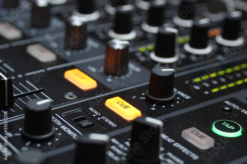 Photo: dj mixer 8 dj mixer 8