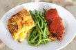 Kartoffelgratin mit Grünen Bohnen und Hähnchenschnitzel