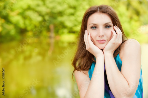 Photo: beautiful young woman beautiful young woman
