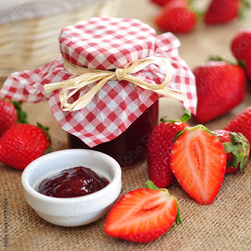 Foto: Erdbeeren,Konfitüre Erdbeeren,Konfitüre