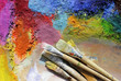 palette mit pinseln