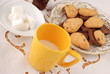 LATTE E BISCOTTI 2 LATTE E BISCOTTI 2