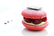 macaron rose à la framboise et chocolat