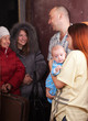 Photos : Family is meeting a kinsfolk