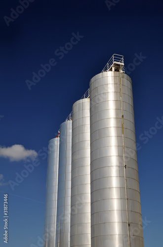 Photo: silo brewery // Silos zur Aufbwahrung von Zutaten beim Bier brau silo brewery // Silos zur Aufbwahrung von Zutaten beim Bier brau
