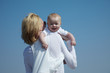 Foto: mutter mit baby mutter mit baby