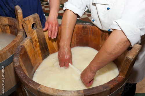 Photo: Lavorazione mozzarella Lavorazione mozzarella